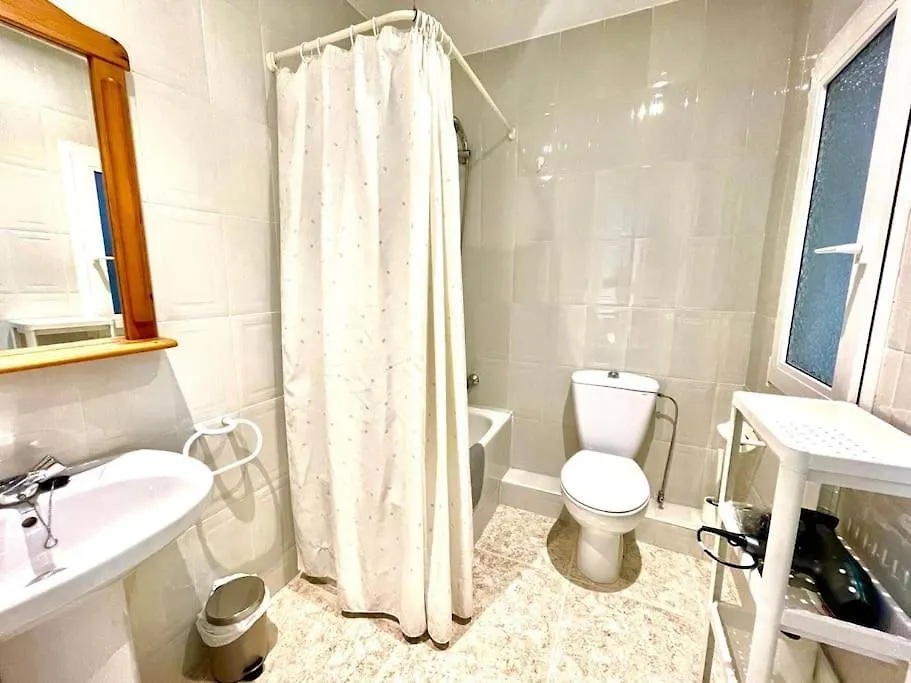 Seahomes Vacations - Centric Apt Tossa De Mar Spanien