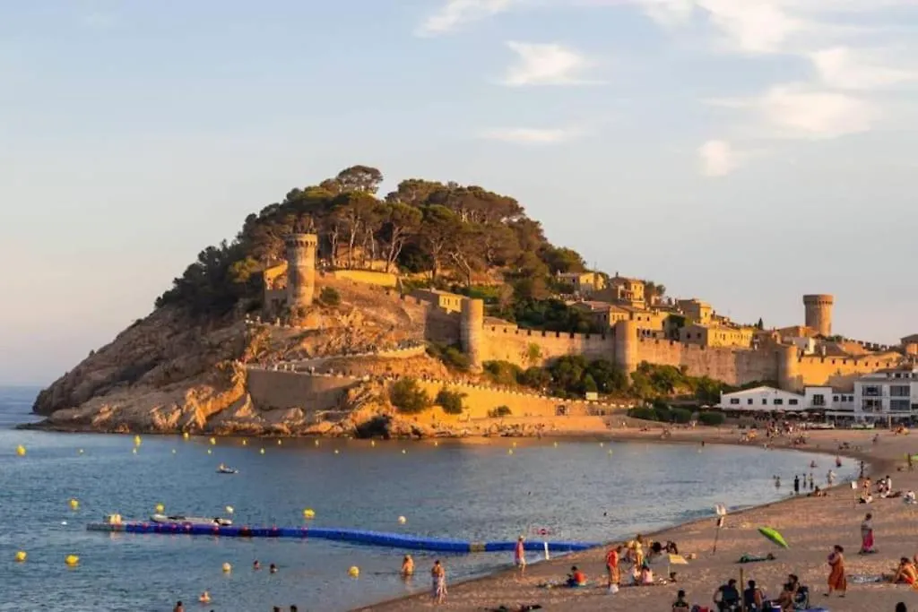 Seahomes Vacations - Centric Apt Tossa De Mar Spanien